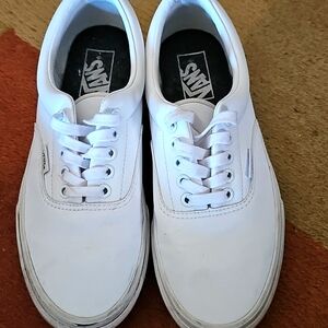 Men's Vans White Leather Sneakers Size 7 Mens 8.5 Wome